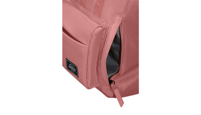 Side pocket