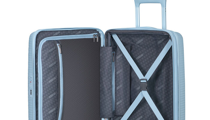 Interior organisation with extra zipped apron pocket