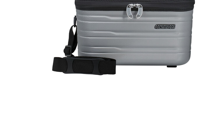 Removable shoulder strap