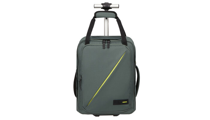 Fitting Ryanair and Easyjet free-on-board cabin bag policy