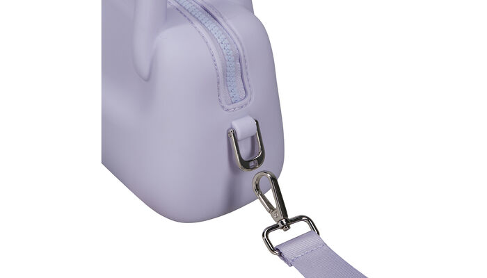 Removable shoulder strap