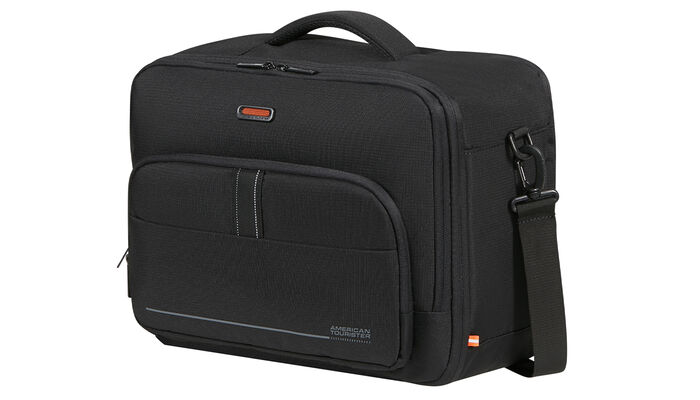 Fitting Ryanair and Wizz Air free-on-board cabin bag policy