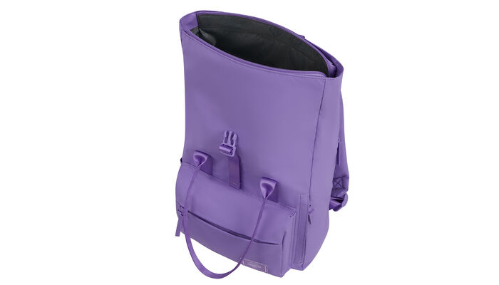 Large main compartment