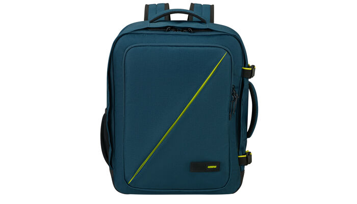 Fitting easyjet free-on-board cabin bag policy