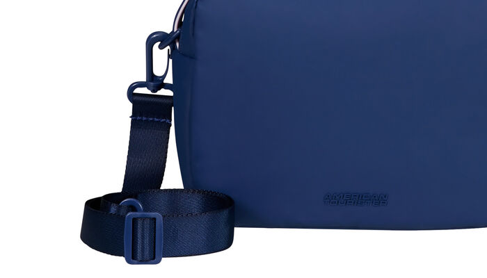 Removable shoulder strap