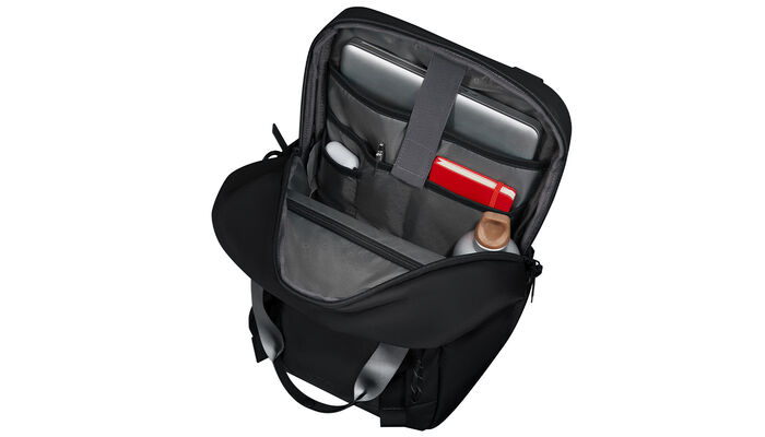 Laptop compartment 15.6"