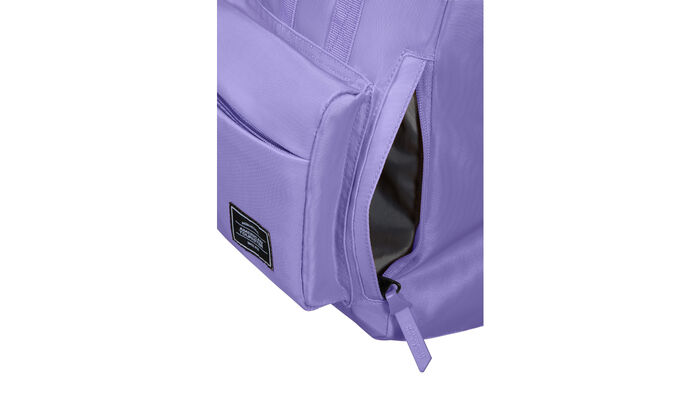 Side pocket