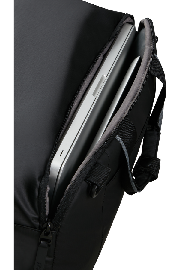 American Tourister Take2cabin 3-Way Boarding Bag Prime  Black American Tourister Take2cabin 3-Way Boarding Bag Prime  Black