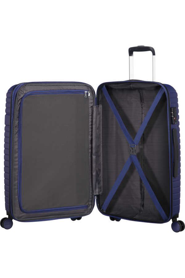 American Tourister Aero Racer Spinner M Expandable 68cm  Nocturne Blue American Tourister Aero Racer Spinner M Expandable 68cm  Nocturne Blue