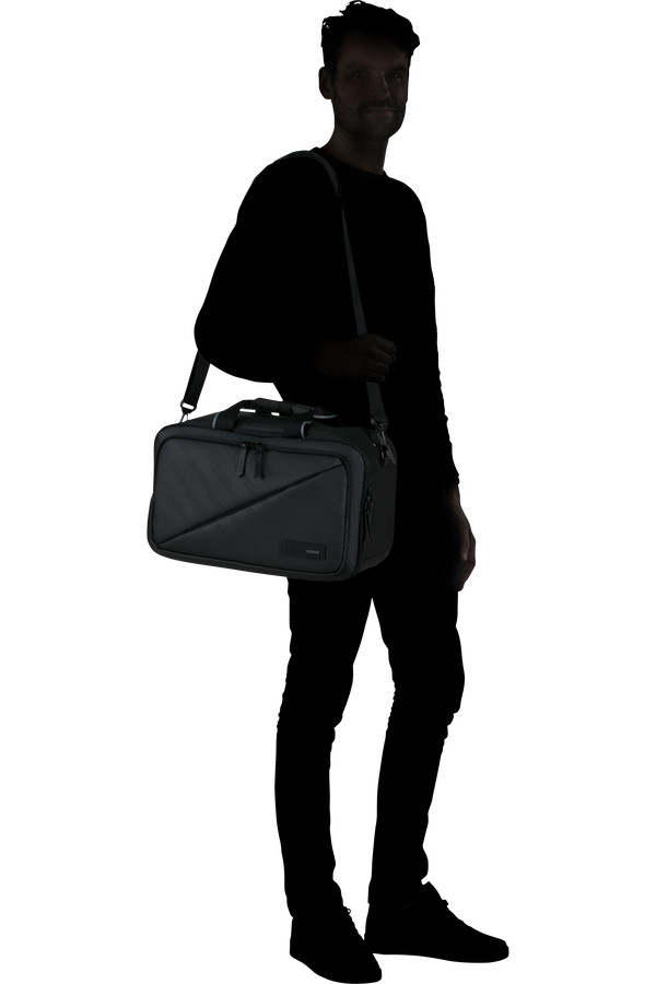 American Tourister Take2cabin 3-Way Boarding Bag Prime  Black American Tourister Take2cabin 3-Way Boarding Bag Prime  Black