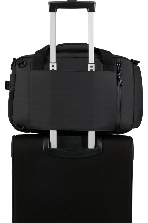 American Tourister Upventure 3 WAY BOARDING BAG  Black American Tourister Upventure 3 WAY BOARDING BAG  Black