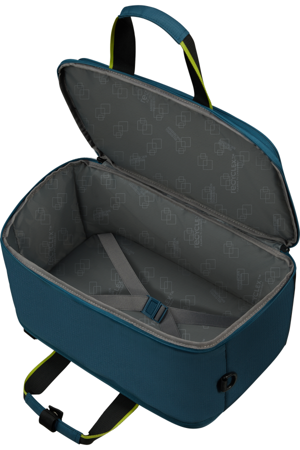 Boarding 2025 blue luggage