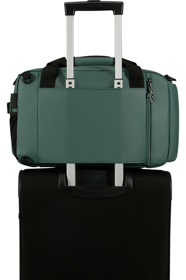 American Tourister Upventure 3 WAY BOARDING BAG  Dark Forest American Tourister Upventure 3 WAY BOARDING BAG  Dark Forest