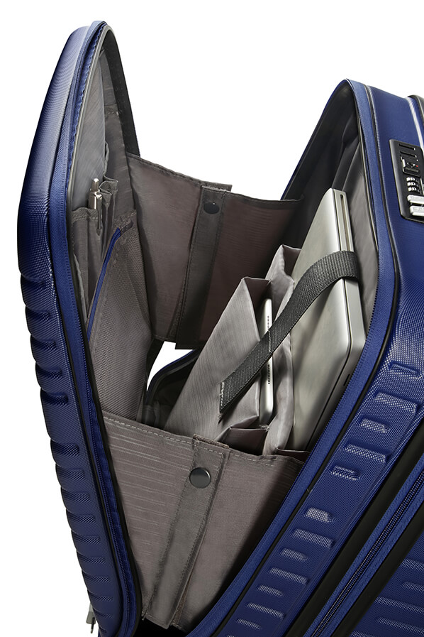 american tourister aero racer spinner 68